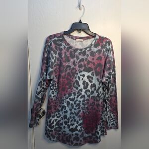 Viamor Blue And Pink Leopard Print Long Sleeve Top